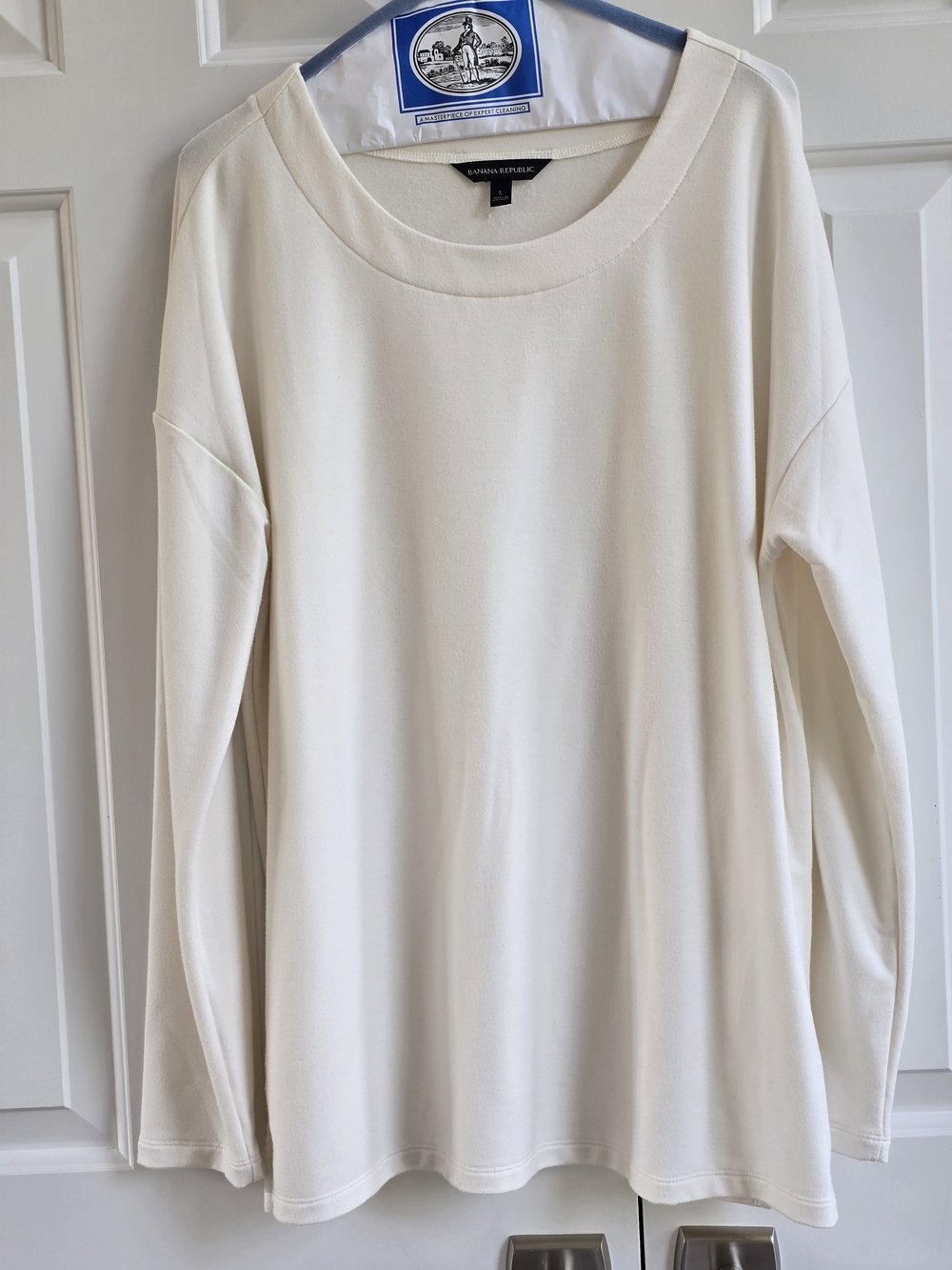 Banana Republic Women's Cream Long-Sleeve Scoop Neck Top